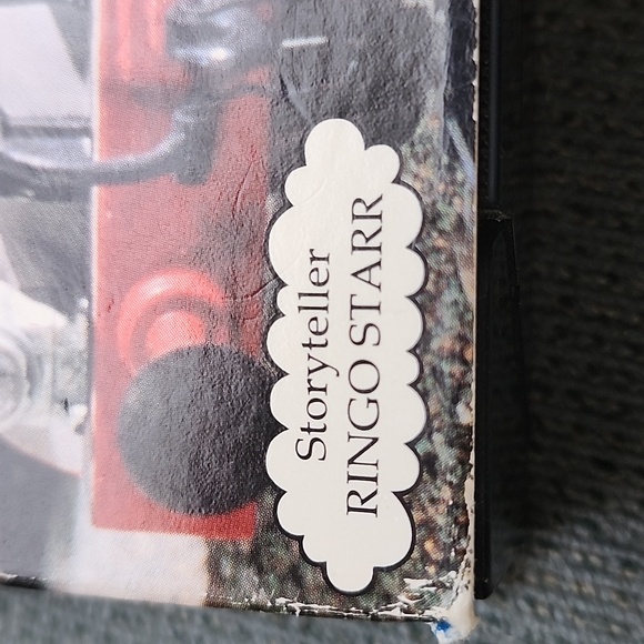 VHS TAPE - "Thomas The Tank Engine & Friends" Thomas Gets Tricked Movie - Picture 2 of 5